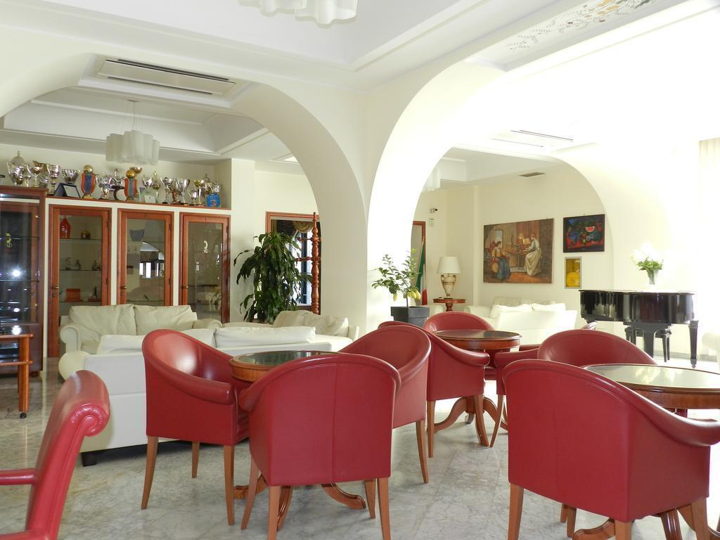 Capo dʼOrlando Hotel Il Mulino מראה חיצוני תמונה